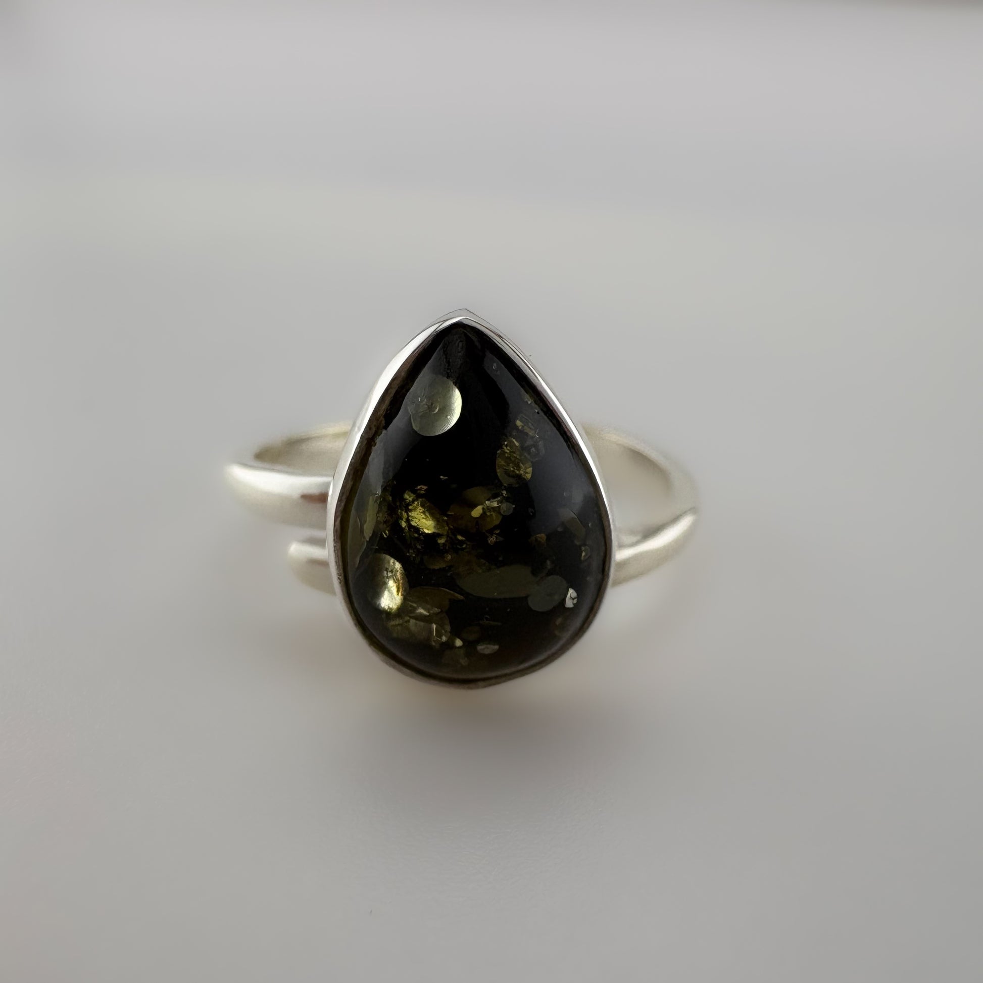 Adjustable Teardrop Ring