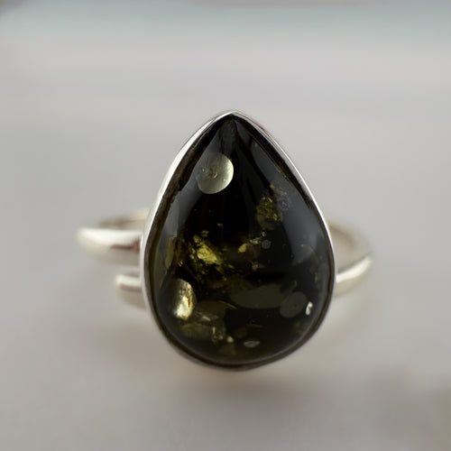 Adjustable Teardrop Ring